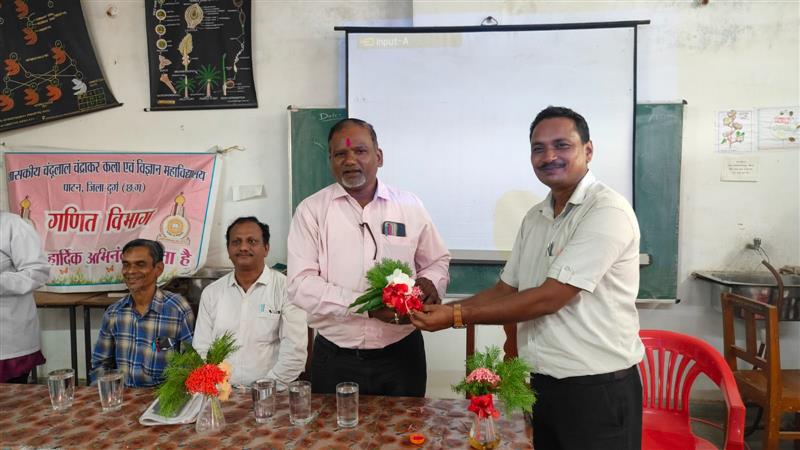 Govt. Chandulal Chandrakar Arts & Science College, Patan - Guest Lecture BOTANY and IKS-10.10.2025.Photo-1