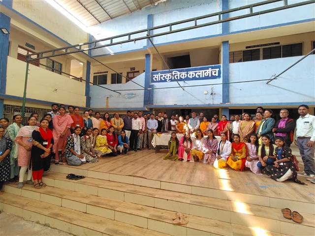 शासकीय चंदूलाल चंद्राकार कला एवं विज्ञान महाविद्यालय पाटन में दिनांक 23/01/ 2026 को वसंत पंचमी के पावन पर्व पर सरस्वती पूजा का आयोजन